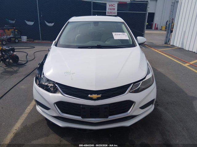45943245 :رقم المزاد ، 3G1BE6SM6JS569032 vin ، 2018 Chevrolet Cruze Lt Auto مزاد بيع