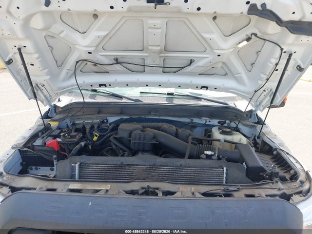 Ford F-350 Chassis Xl 2016 1FDRF3G64GED31223 Image 10