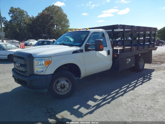 Ford F-350 Chassis Xl 2016 1FDRF3G64GED31223 Image 2