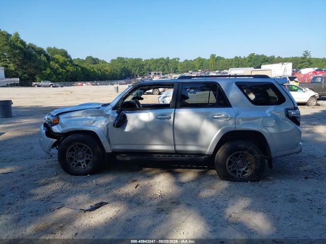 JTEBU5JR2K5715354 Toyota 4runner Trd Off Road Premium