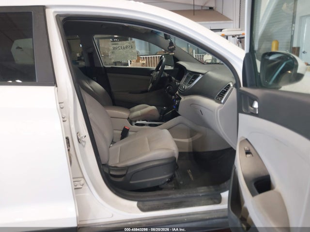 Auction sale of the 2018 Hyundai Tucson Se, vin: KM8J23A47JU710472, lot number: 45943298