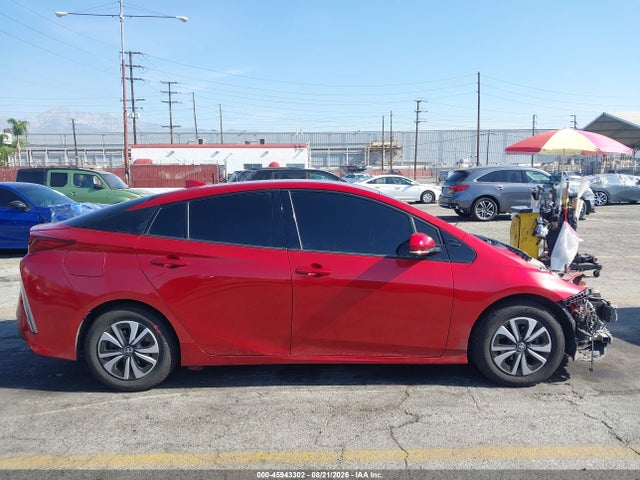 Toyota Prius Prime Premium 2017 JTDKARFP6H3015949 Image 14