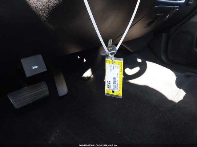 Продаж на аукціоні авто 2018 Chevrolet Silverado 1500 1lt, vin: 1GCVKREC7JZ177245, номер лоту: 45943303