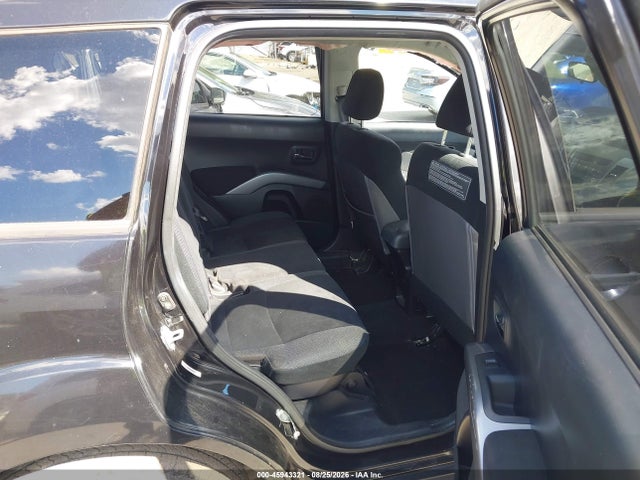 2009 Mitsubishi Outlander Es მანქანა იყიდება აუქციონზე, vin: JA4LT21W59Z000825, აუქციონის ნომერი: 45943321