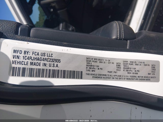 Продаж на аукціоні авто 2024 Jeep Grand Cherokee Laredo X 4x4, vin: 1C4RJHAG4RC232935, номер лоту: 45943322