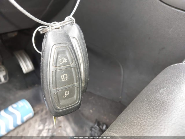 Продаж на аукціоні авто 2017 Ford Focus, vin: 1FADP3L93HL289898, номер лоту: 45943335