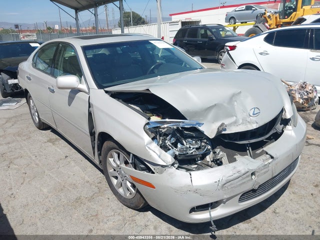 2002 Lexus Es 300 მანქანა იყიდება აუქციონზე, vin: JTHBF30G920045574, აუქციონის ნომერი: 45943358