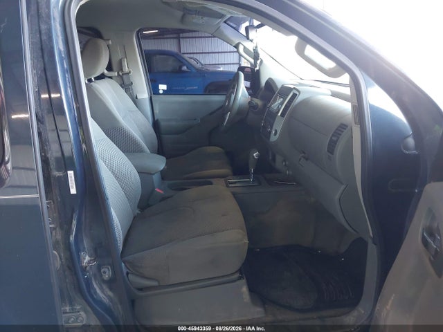 45943359 :رقم المزاد ، 1N6AD0ER4FN737498 vin ، 2015 Nissan Frontier Sv مزاد بيع