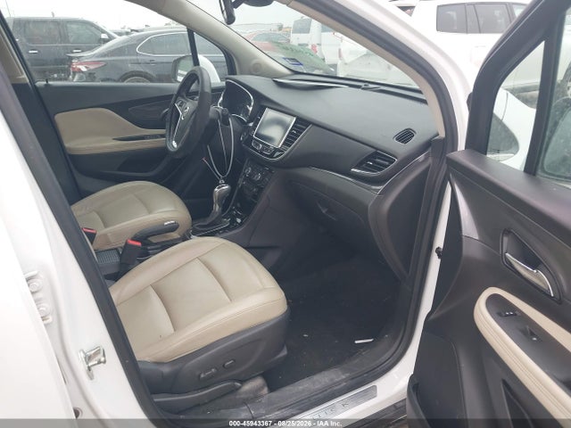 45943367 :رقم المزاد ، KL4CJCSB1HB147495 vin ، 2017 Buick Encore Essence مزاد بيع