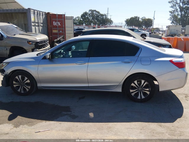Продажа на аукционе авто 2015 Honda Accord Lx, vin: 1HGCR2F3XFA187879, номер лота: 45943393