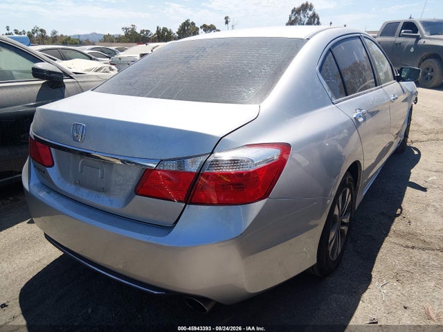 Продажа на аукционе авто 2015 Honda Accord Lx, vin: 1HGCR2F3XFA187879, номер лота: 45943393