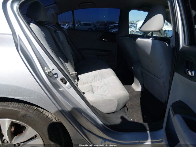 Продажа на аукционе авто 2015 Honda Accord Lx, vin: 1HGCR2F3XFA187879, номер лота: 45943393