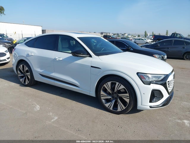 45943399 :رقم المزاد ، WA1DAAGE1RB024955 vin ، 2024 Audi Q8 E-tron S Line Prestige Quattro مزاد بيع