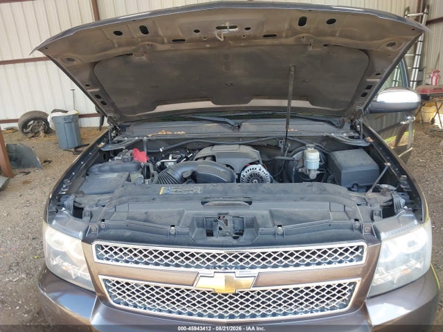 45943412 :رقم المزاد ، 1GNUCCE06AR104984 vin ، 2010 Chevrolet Tahoe Ltz مزاد بيع