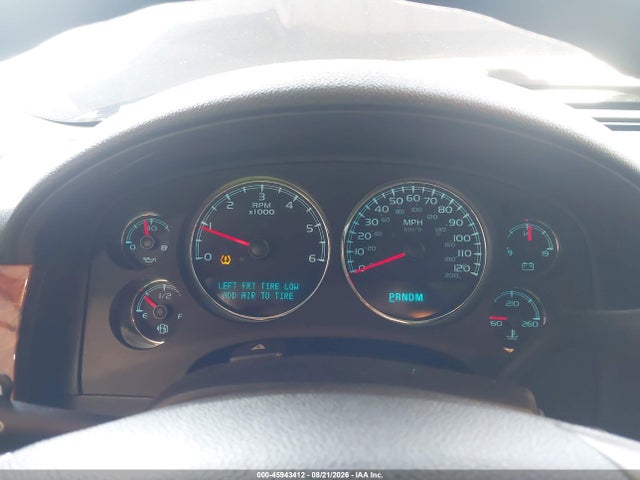 45943412 :رقم المزاد ، 1GNUCCE06AR104984 vin ، 2010 Chevrolet Tahoe Ltz مزاد بيع