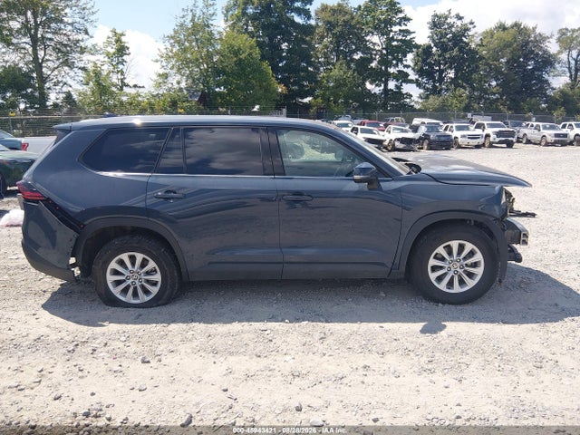2025 Toyota Grand Highlander Xle მანქანა იყიდება აუქციონზე, vin: 5TDAAAB54SS079687, აუქციონის ნომერი: 45943421
