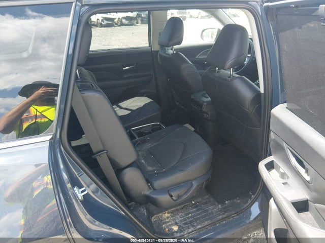 2025 Toyota Grand Highlander Xle მანქანა იყიდება აუქციონზე, vin: 5TDAAAB54SS079687, აუქციონის ნომერი: 45943421