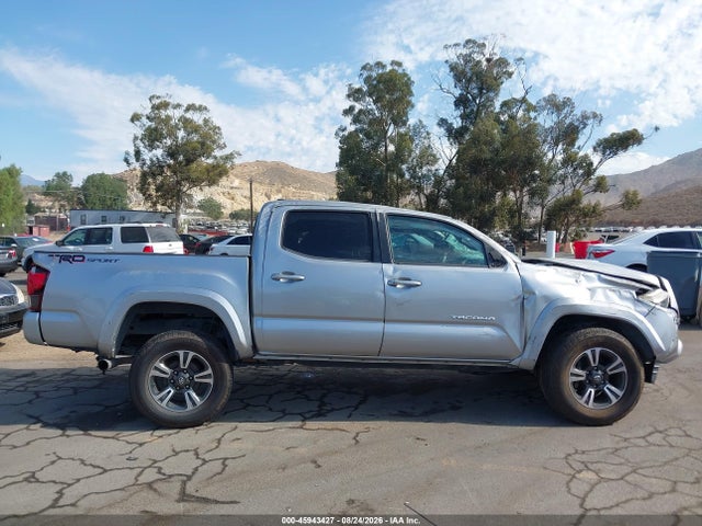 3TMAZ5CN1JM057255 Toyota Tacoma