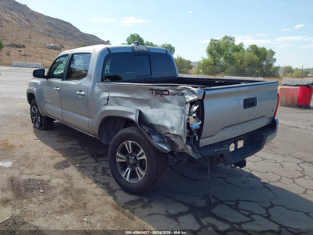3TMAZ5CN1JM057255 Toyota Tacoma