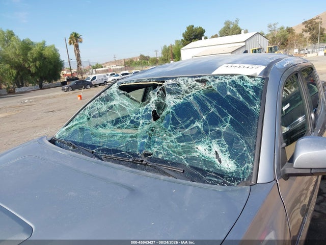 3TMAZ5CN1JM057255 Toyota Tacoma
