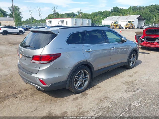 Продажа на аукционе авто 2017 Hyundai Santa Fe Se Ultimate, vin: KM8SR4HF3HU243672, номер лота: 45943480