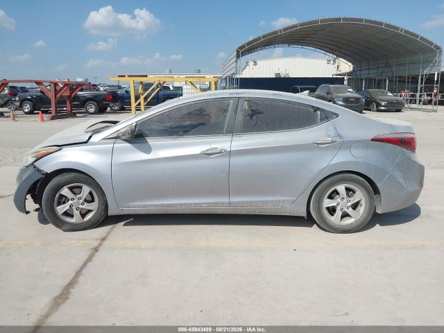 Продажа на аукционе авто 2015 Hyundai Elantra Se, vin: 5NPDH4AE1FH565574, номер лота: 45943489