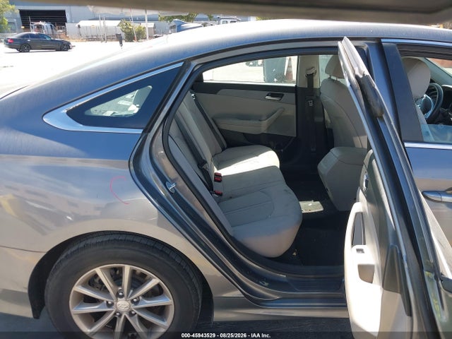 Hyundai SONATA SE 2018 5NPE24AF7JH699478 Image 8