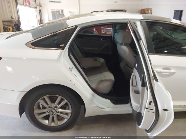 2015 Hyundai Sonata Se მანქანა იყიდება აუქციონზე, vin: 5NPE24AF5FH024915, აუქციონის ნომერი: 45943542
