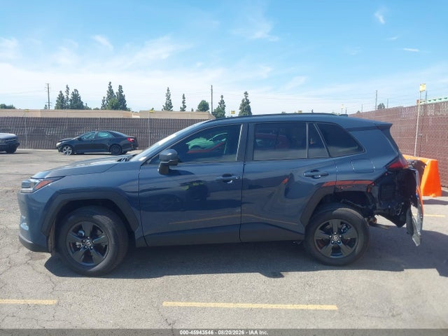 Toyota RAV4 LE 2026 JTM6DRBVXTD000340 Image 14