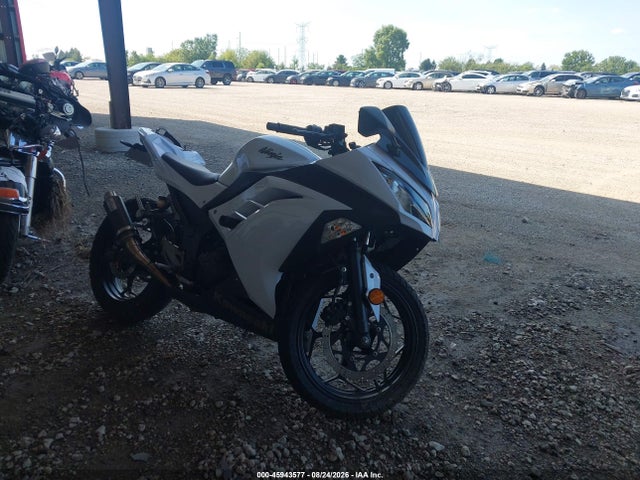 Aukcja sprzedaży 2013 Kawasaki Ex300 A, vin: JKAEX8A17DDA02332, numer aukcji: 45943577