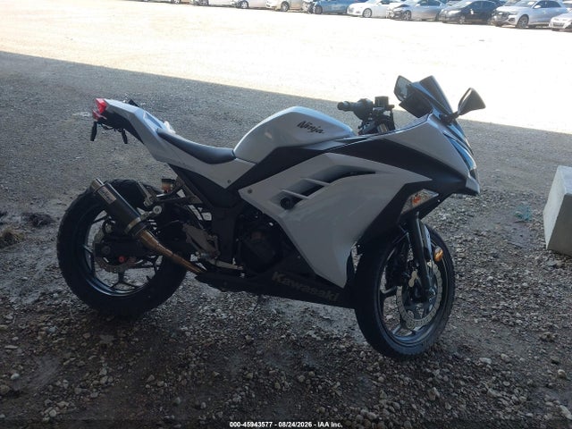 Aukcja sprzedaży 2013 Kawasaki Ex300 A, vin: JKAEX8A17DDA02332, numer aukcji: 45943577