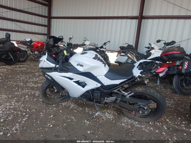 Aukcja sprzedaży 2013 Kawasaki Ex300 A, vin: JKAEX8A17DDA02332, numer aukcji: 45943577