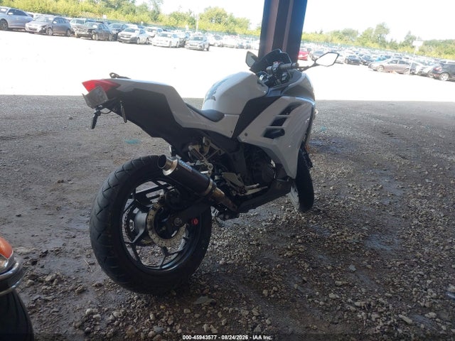Aukcja sprzedaży 2013 Kawasaki Ex300 A, vin: JKAEX8A17DDA02332, numer aukcji: 45943577