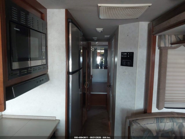 Продажа на аукционе авто 2002 Workhorse Custom Chassis Motorhome Chassis W22, vin: 5B4MP67G223339062, номер лота: 45943611