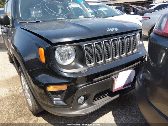 45943616 :رقم المزاد ، ZACNJDB18NPN69922 vin ، 2022 Jeep Renegade Latitude 4x4 مزاد بيع