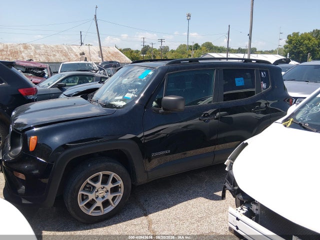 45943616 :رقم المزاد ، ZACNJDB18NPN69922 vin ، 2022 Jeep Renegade Latitude 4x4 مزاد بيع