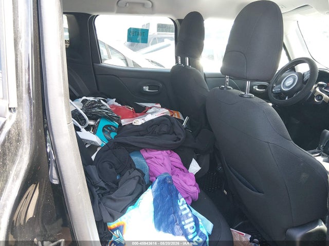 45943616 :رقم المزاد ، ZACNJDB18NPN69922 vin ، 2022 Jeep Renegade Latitude 4x4 مزاد بيع