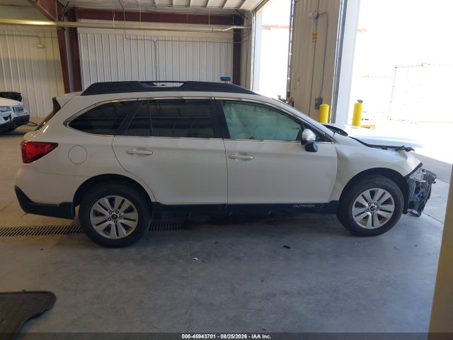 Subaru Outback 2.5i Premium 2019 4S4BSAFC6K3366035 Image 14