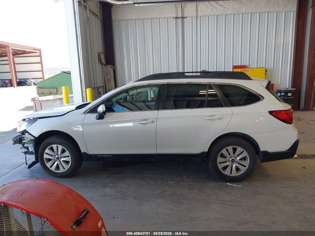 Subaru Outback 2.5i Premium 2019 4S4BSAFC6K3366035 Image 15