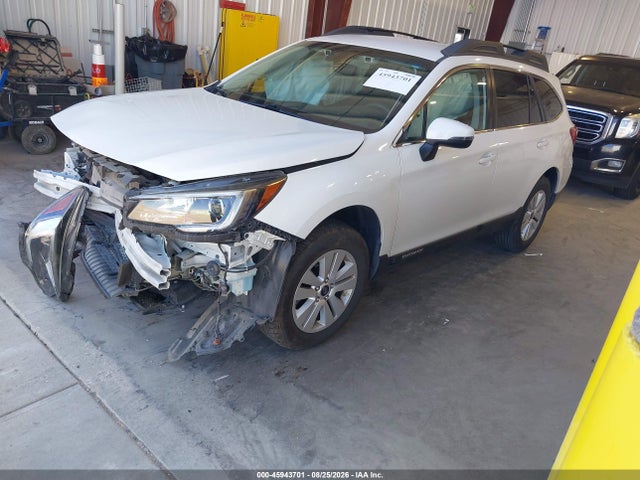 Subaru Outback 2.5i Premium 2019 4S4BSAFC6K3366035 Image 2