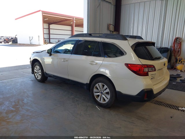 Subaru Outback 2.5i Premium 2019 4S4BSAFC6K3366035 Image 3