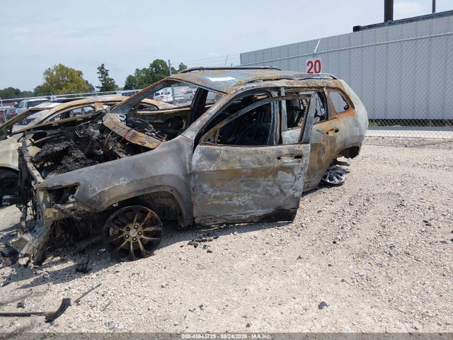 Aukcja sprzedaży 2019 Jeep Cherokee Latitude Plus Fwd, vin: 1C4PJLLBXKD297221, numer aukcji: 45943729