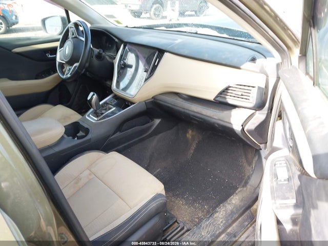 45943733 :رقم المزاد ، 4S4BTAFC4M3178002 vin ، 2021 Subaru Outback Premium مزاد بيع