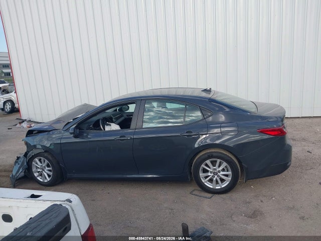 45943741 :رقم المزاد ، 4T1DAACK7SU170624 vin ، 2025 Toyota Camry Le مزاد بيع