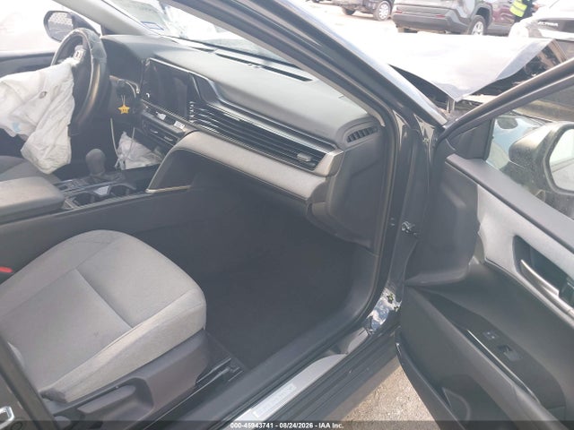 45943741 :رقم المزاد ، 4T1DAACK7SU170624 vin ، 2025 Toyota Camry Le مزاد بيع