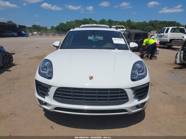 45943784 :رقم المزاد ، WP1AA2A57JLB05074 vin ، 2018 Porsche Macan مزاد بيع