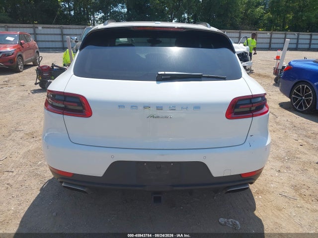 45943784 :رقم المزاد ، WP1AA2A57JLB05074 vin ، 2018 Porsche Macan مزاد بيع