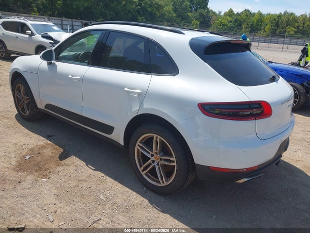45943784 :رقم المزاد ، WP1AA2A57JLB05074 vin ، 2018 Porsche Macan مزاد بيع