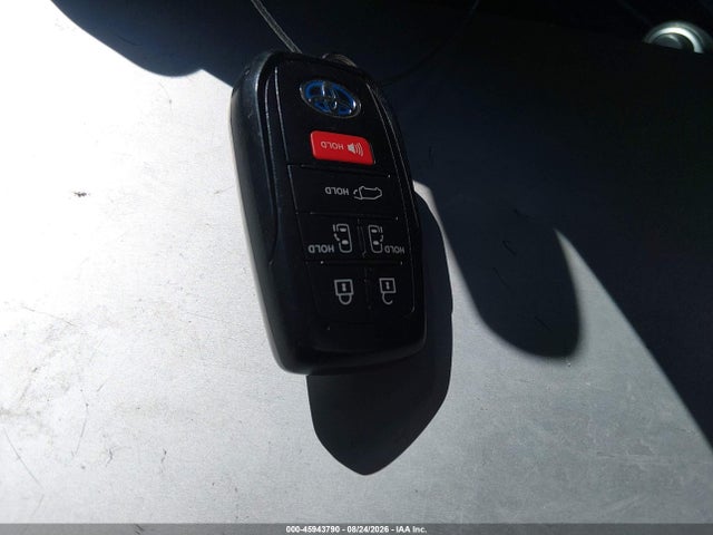 Aukcja sprzedaży 2022 Toyota Sienna Xse, vin: 5TDDRKEC3NS097804, numer aukcji: 45943790