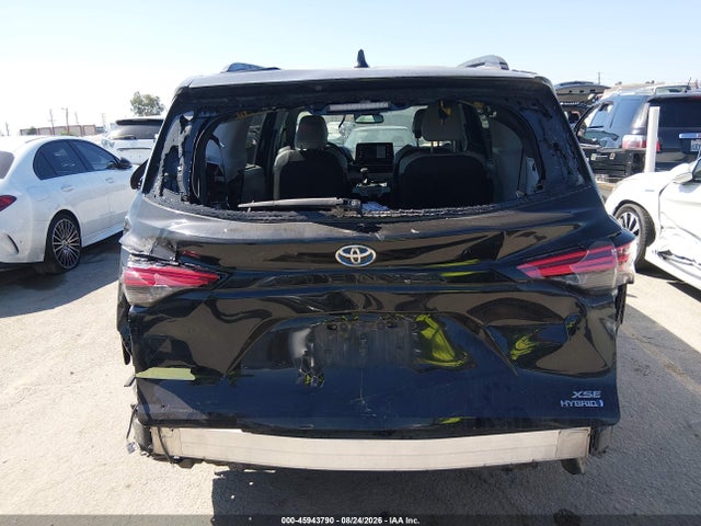 Aukcja sprzedaży 2022 Toyota Sienna Xse, vin: 5TDDRKEC3NS097804, numer aukcji: 45943790